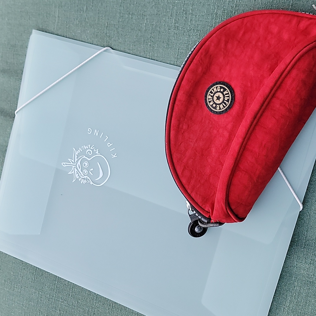 Kipling Folder And Case